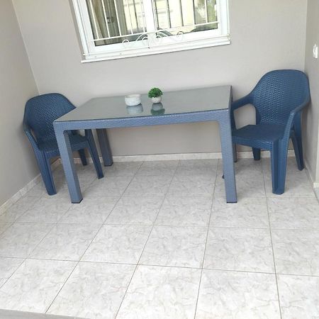 Nickthegreekapartment Galatas  Экстерьер фото