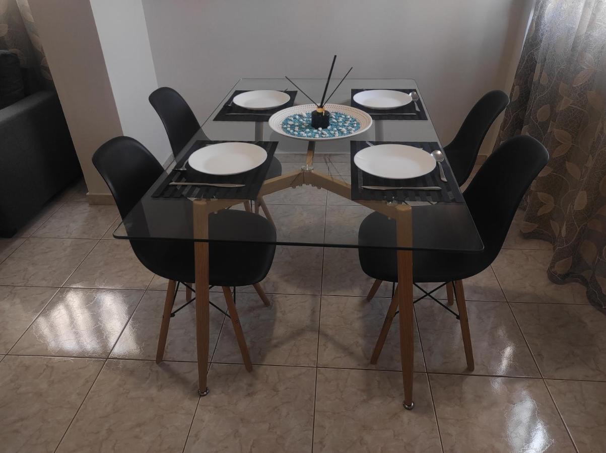 Nickthegreekapartment Galatas  Экстерьер фото