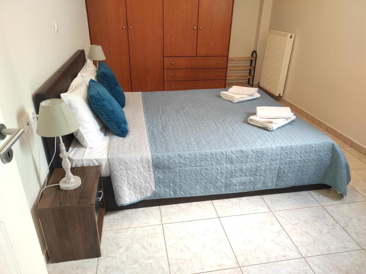 Nickthegreekapartment Galatas  Экстерьер фото